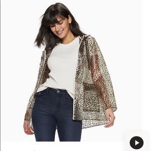 Nine West Cheetah Print Raincoat / Rain Jacket